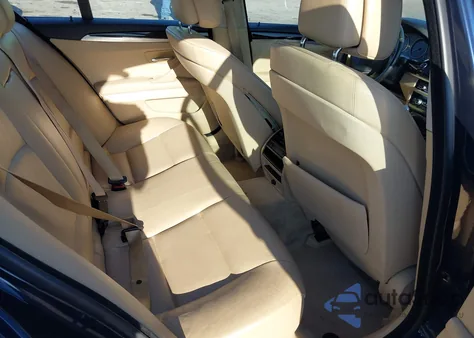 2012 BMW 528I xDrive z USA, uszkodzony, nr VIN WBAXH5C5XCDW03172